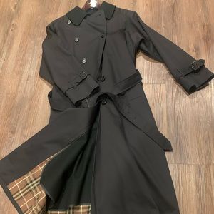 Burberry Trench coat